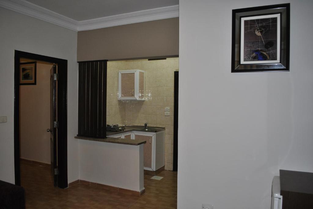 Alballouti Hotel Suites Amman Chambre photo
