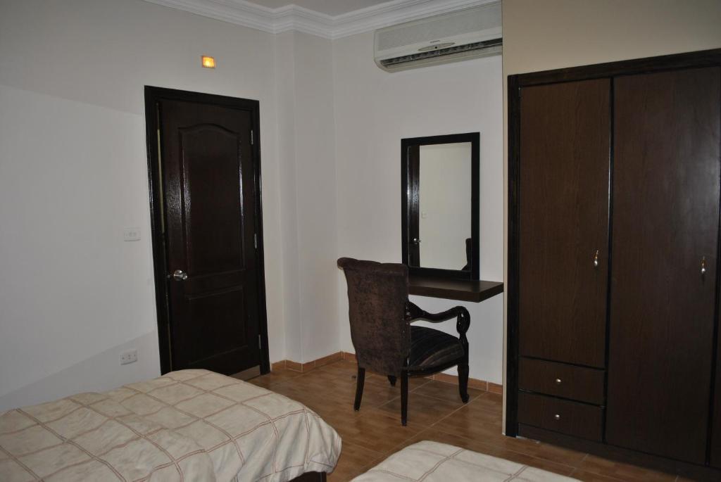 Alballouti Hotel Suites Amman Chambre photo