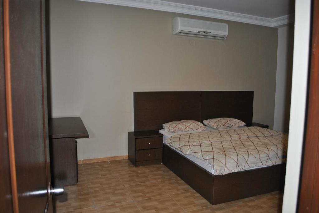 Alballouti Hotel Suites Amman Chambre photo