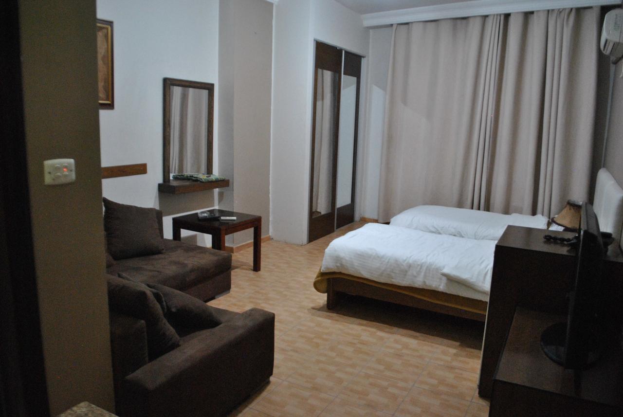 Alballouti Hotel Suites Amman Extérieur photo