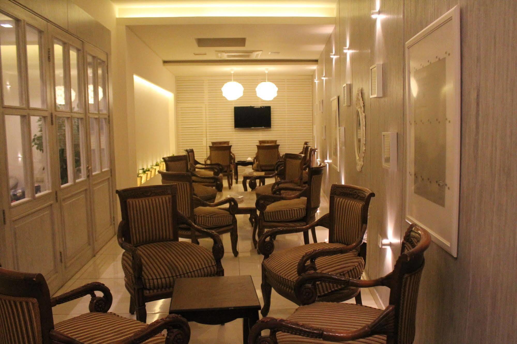 Alballouti Hotel Suites Amman Extérieur photo
