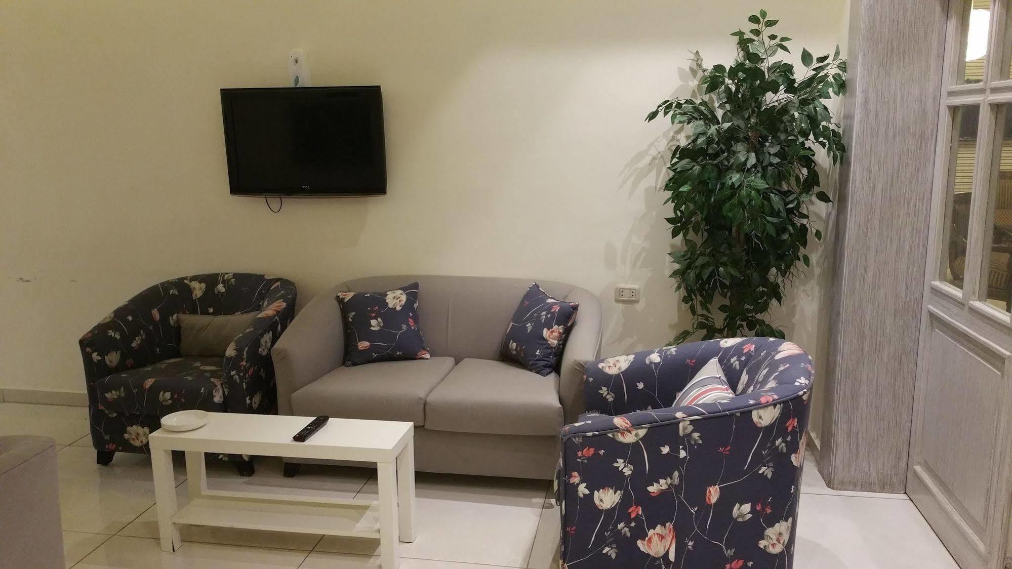 Alballouti Hotel Suites Amman Extérieur photo