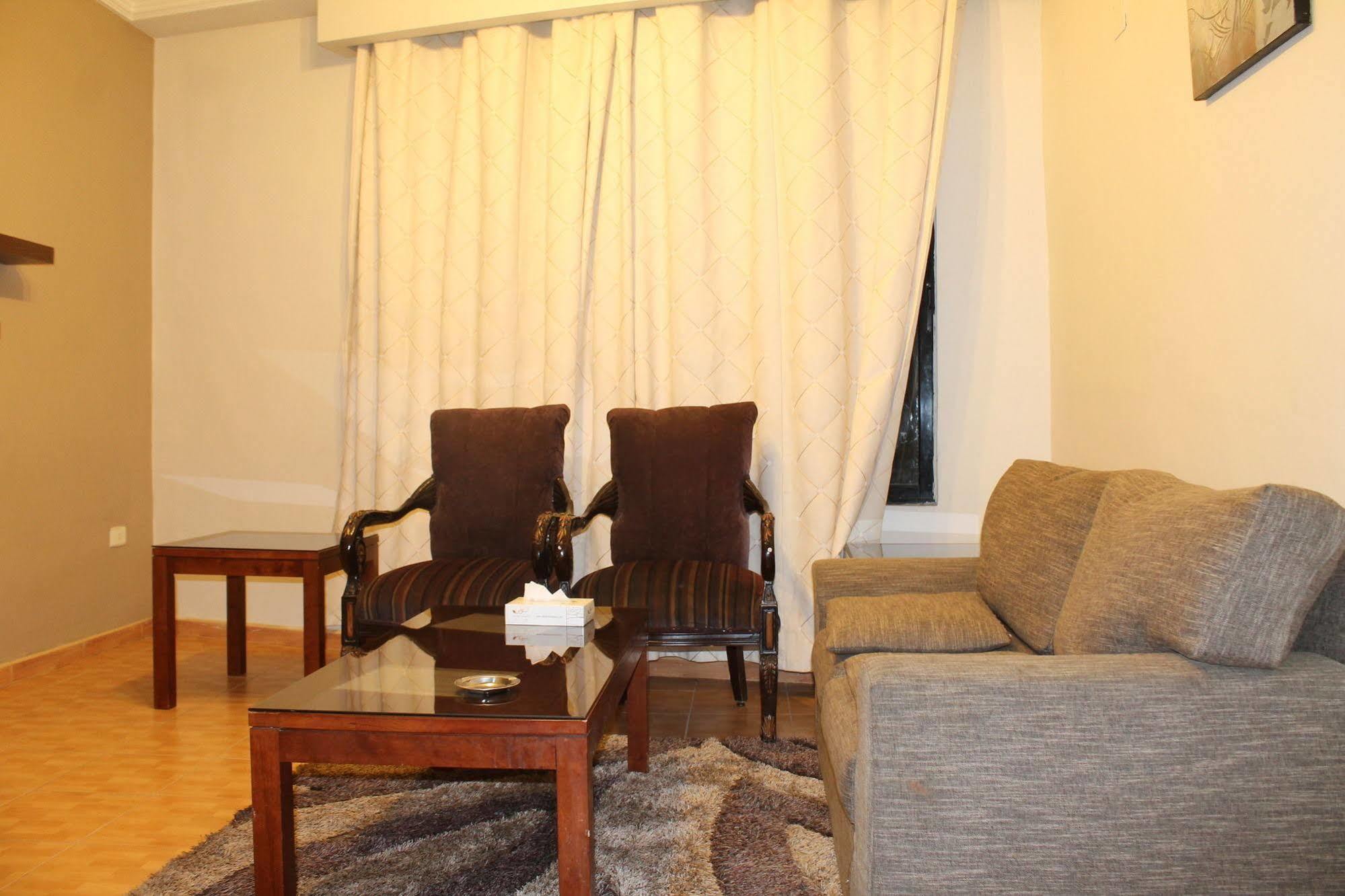 Alballouti Hotel Suites Amman Extérieur photo