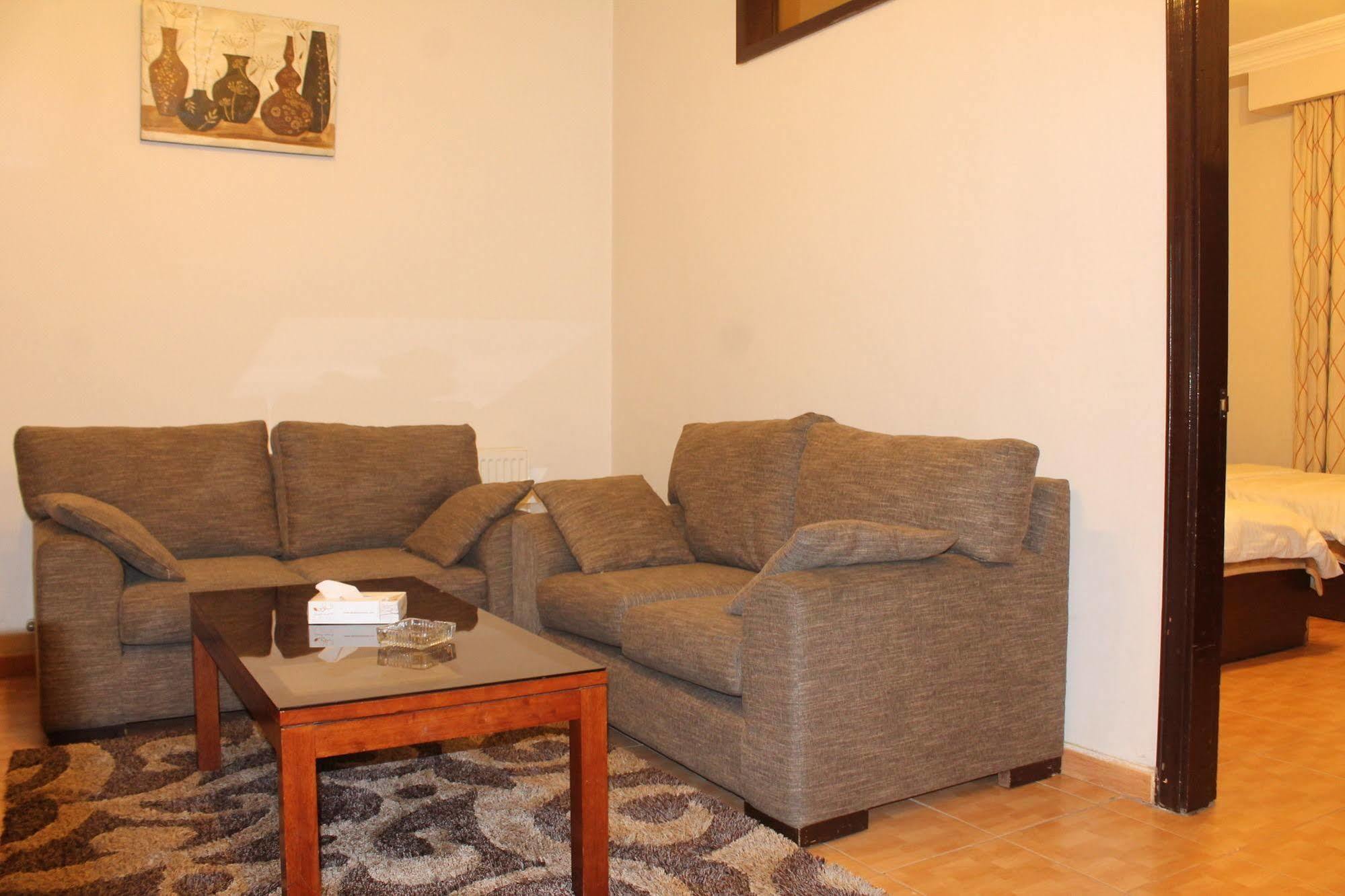 Alballouti Hotel Suites Amman Extérieur photo