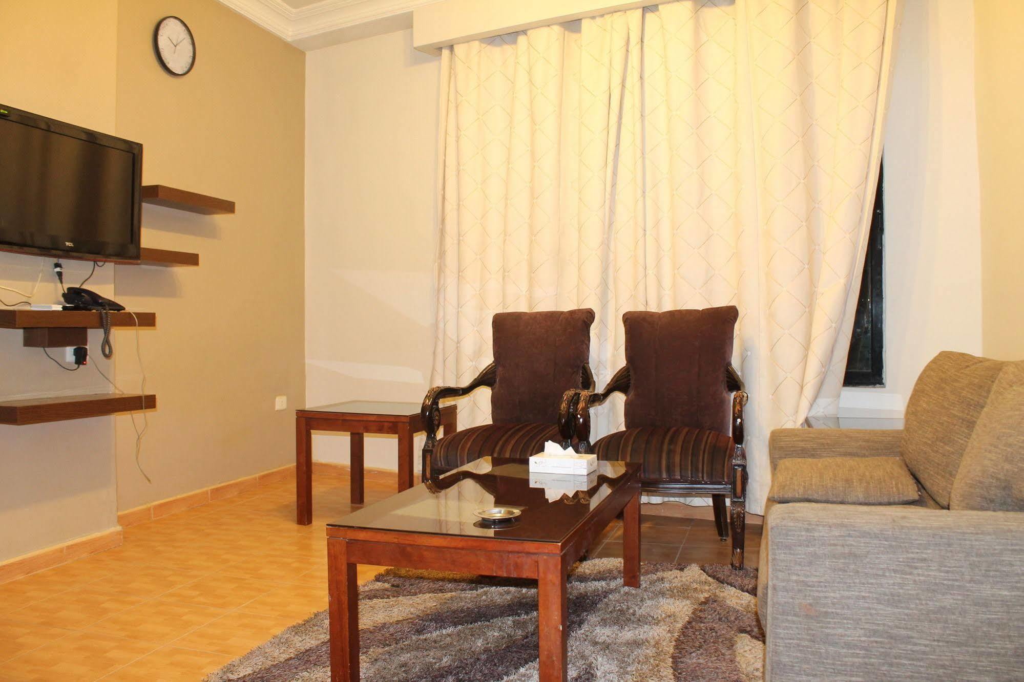 Alballouti Hotel Suites Amman Extérieur photo